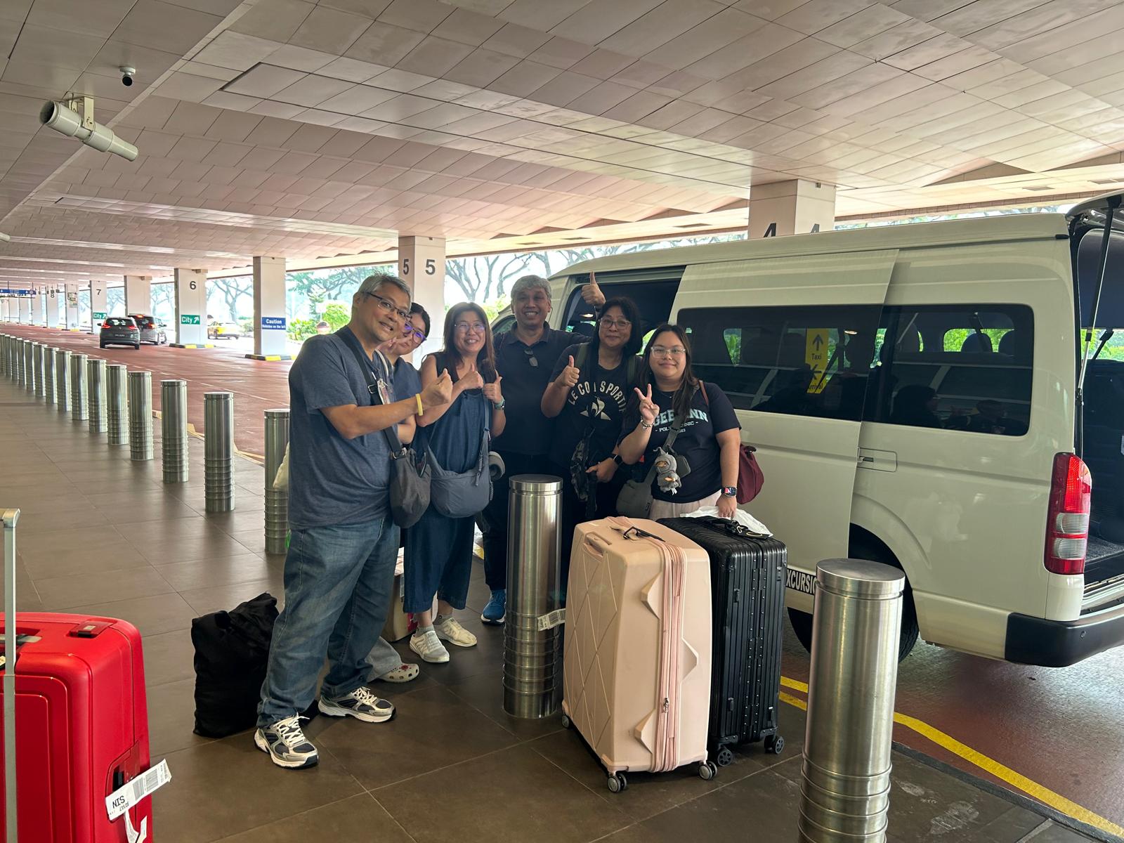 13 seater bus singapore